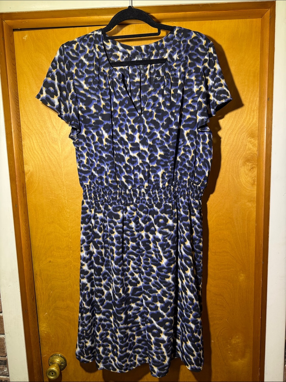 Massini Navy and White Leopard-Print Short Sleeve Dress